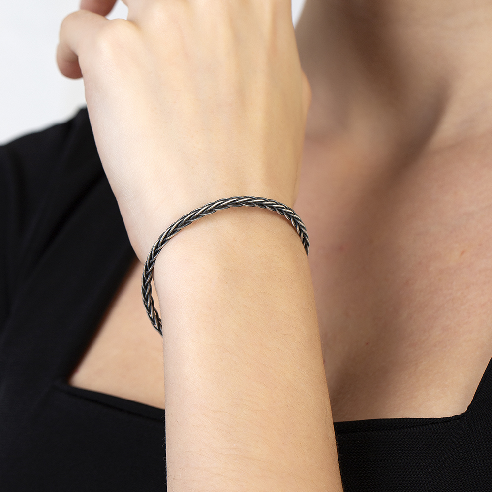 single-product-image