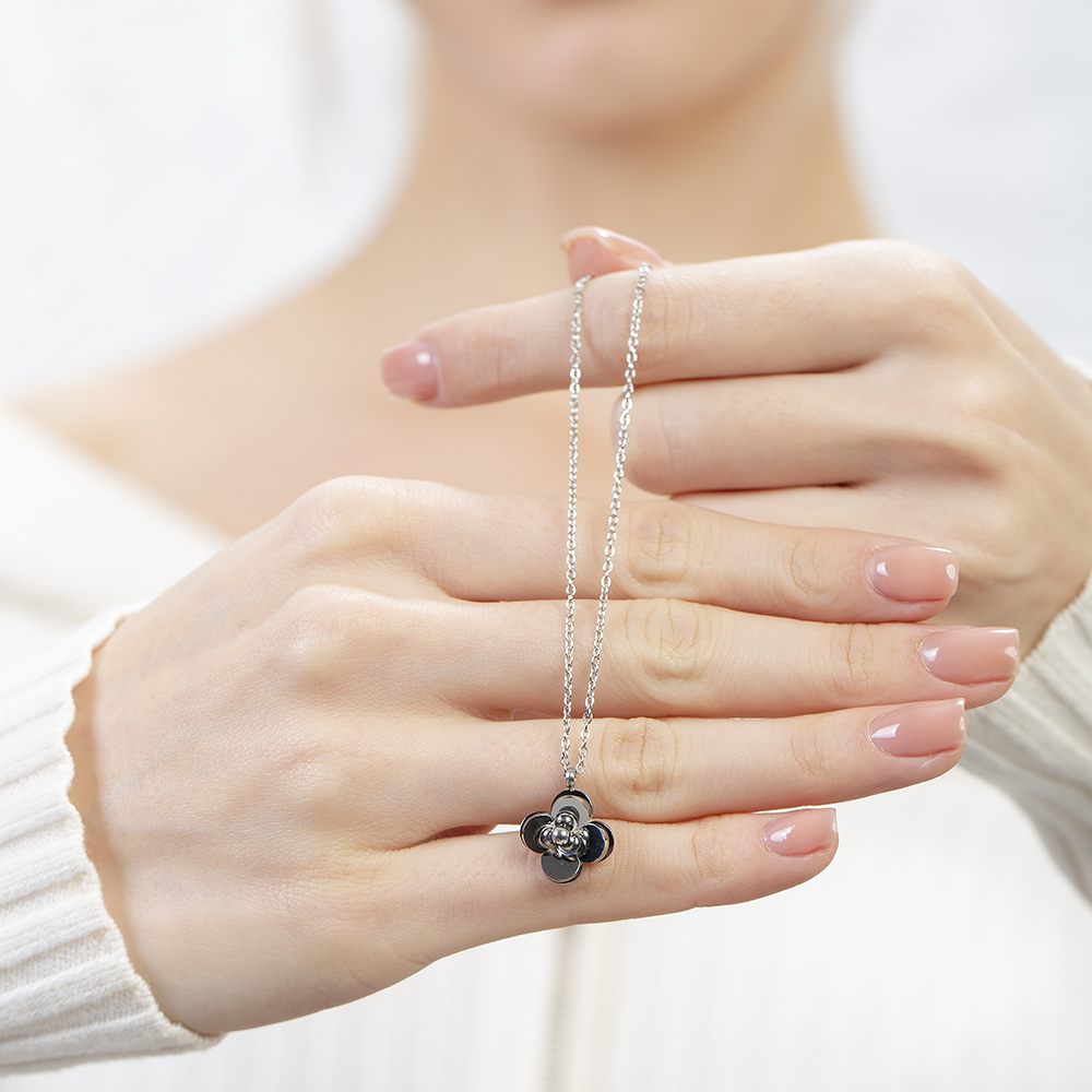 single-product-image