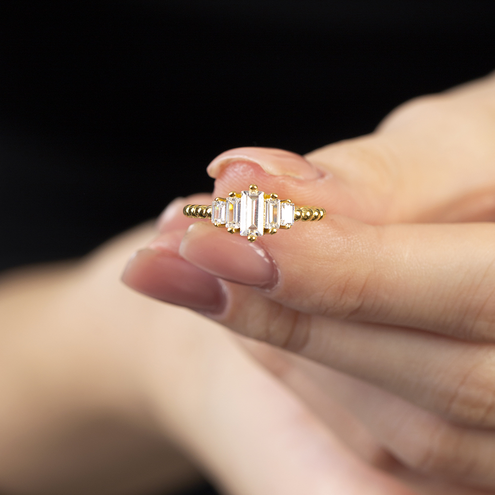 single-product-image