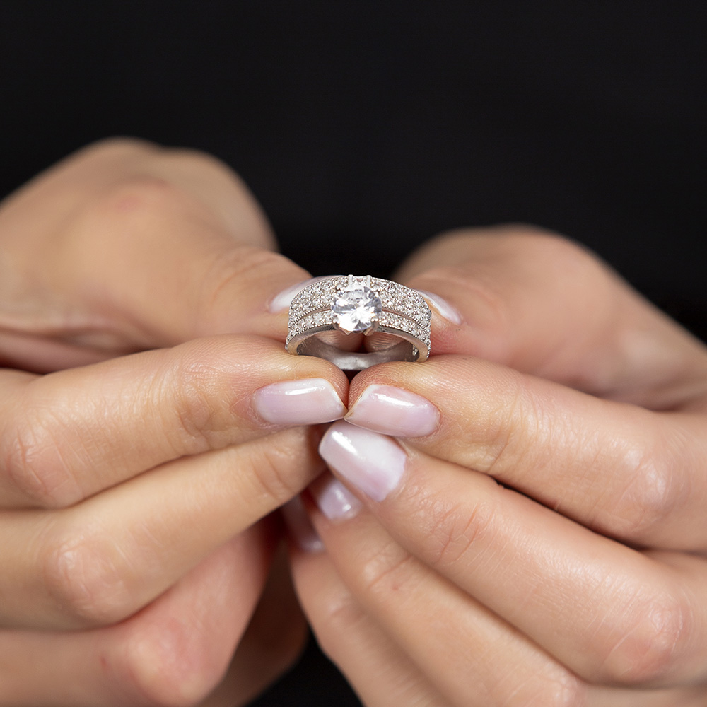 single-product-image